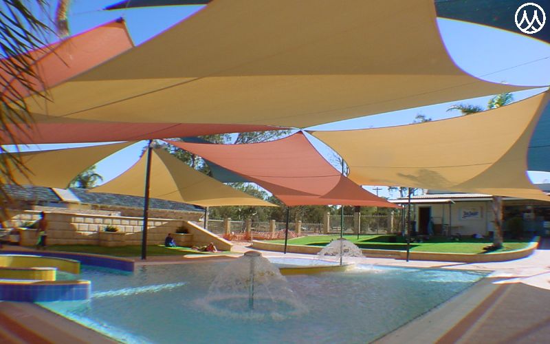Shade cover for pool